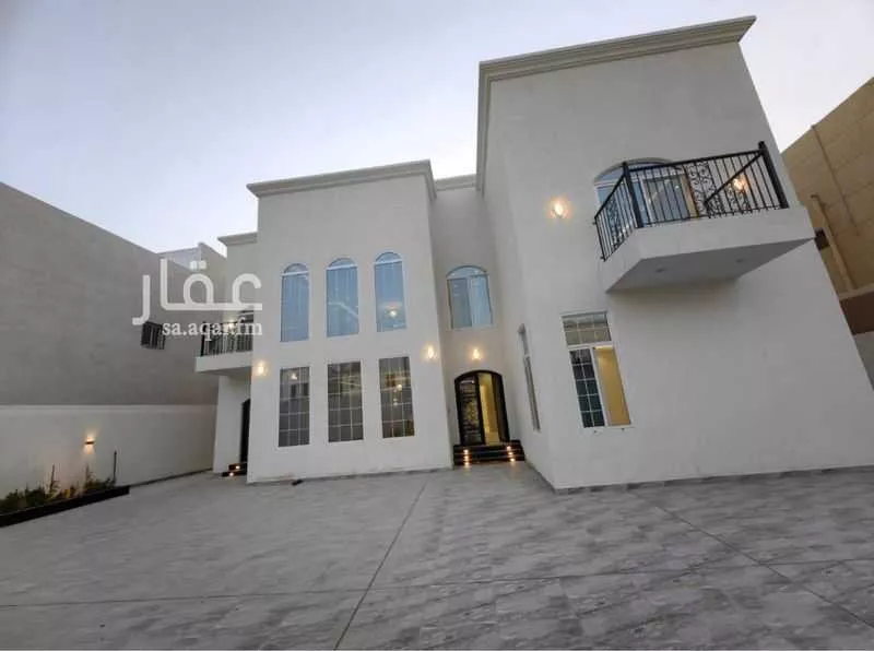 فيلا 7 غرف في اللؤلؤ 5