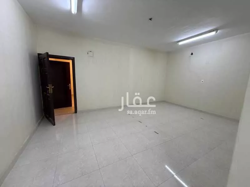 فيلا 7 غرف في العليا 5