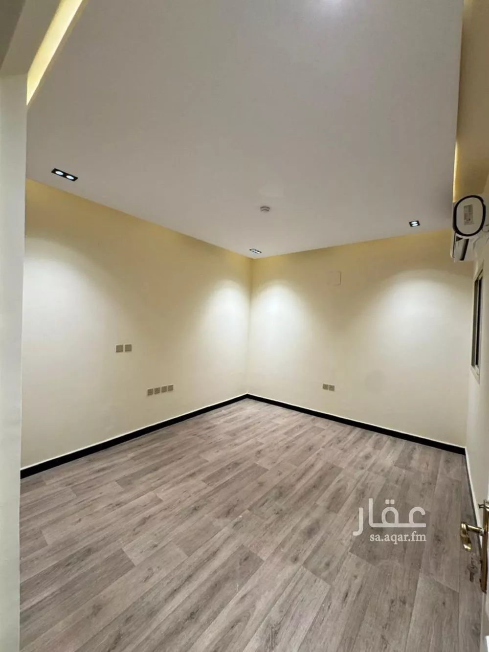 شقة 1 غرف في العارض 1