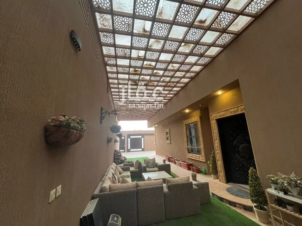 فيلا 9 غرف في التعاون 3