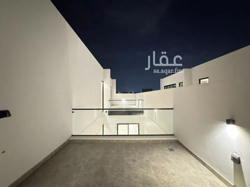 4 bedroom villa in Al Malqa, Riyadh 11