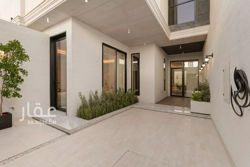 4 bedroom villa in Al Yasmin, Riyadh 4