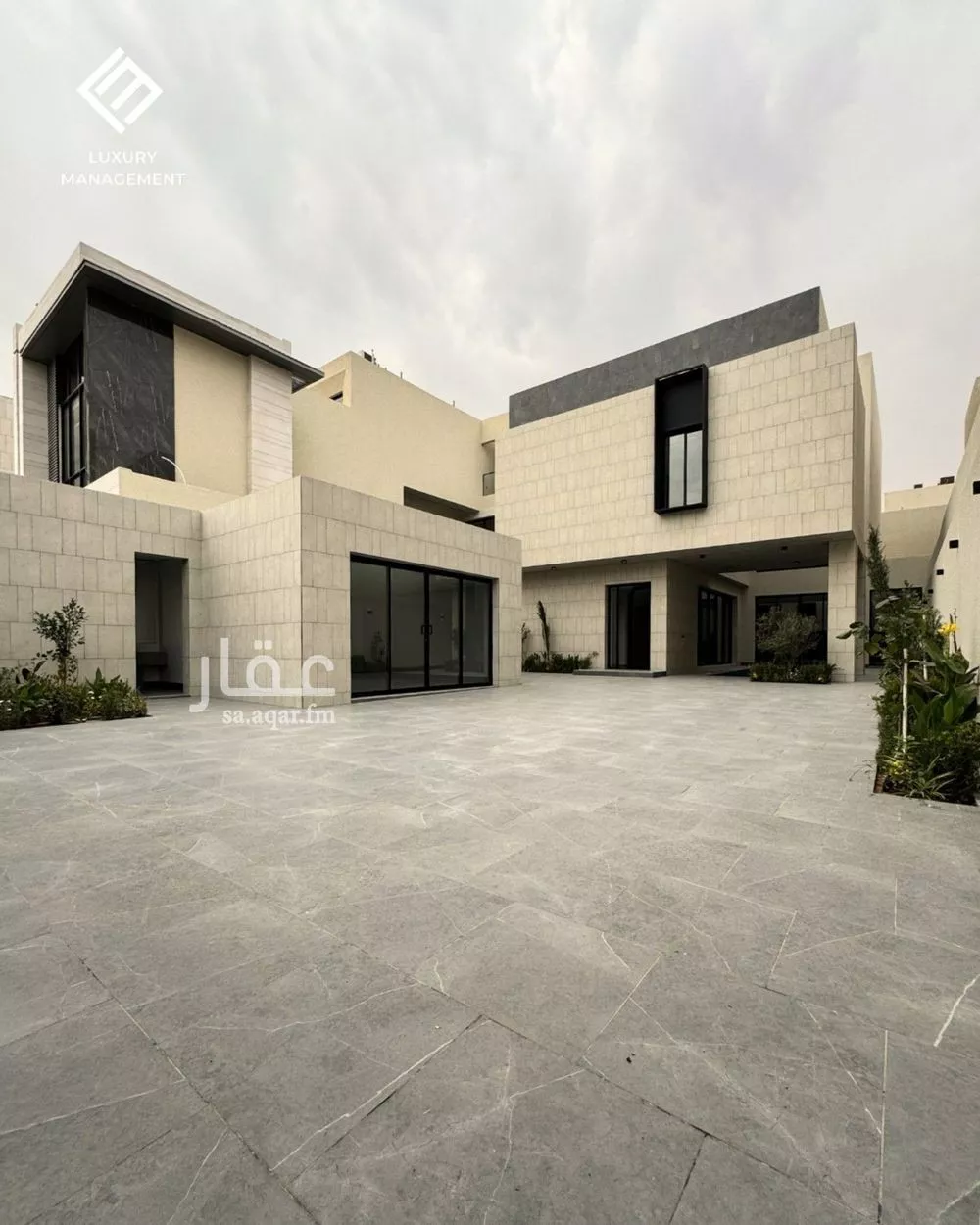 فيلا 5 غرف في النرجس 1