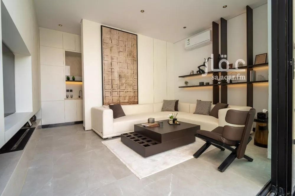 4 bedroom villa in Hittin 4