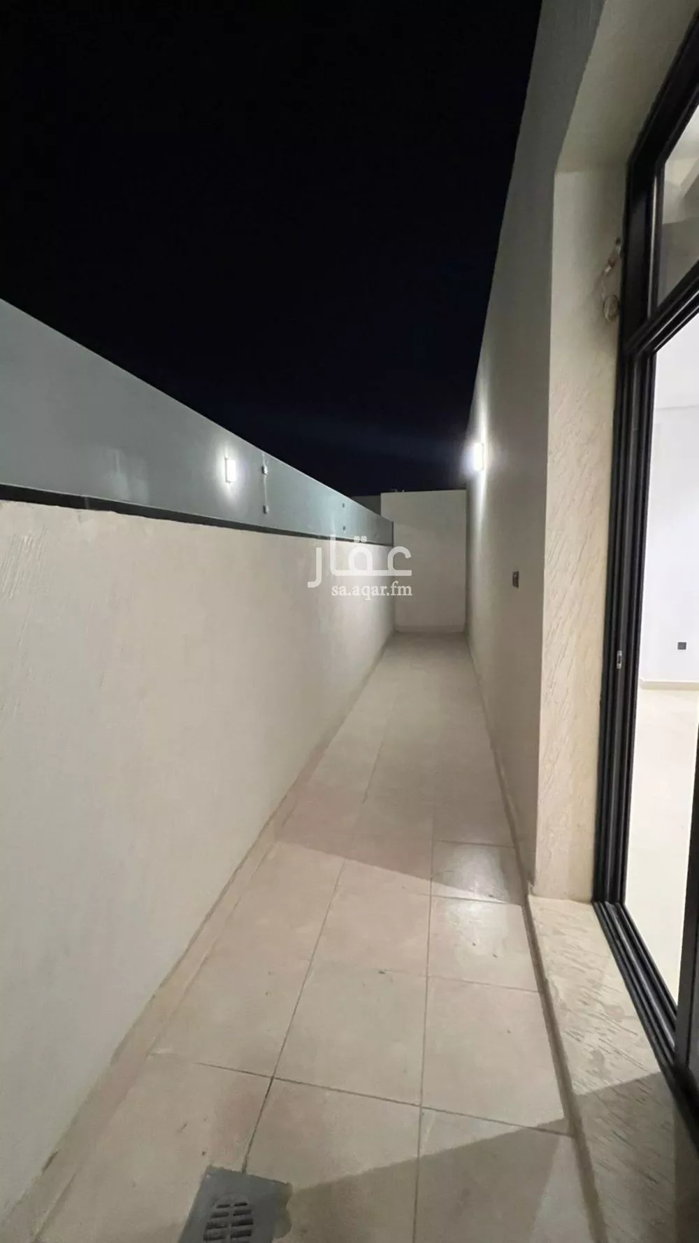 فيلا 3 غرف في العارض 4