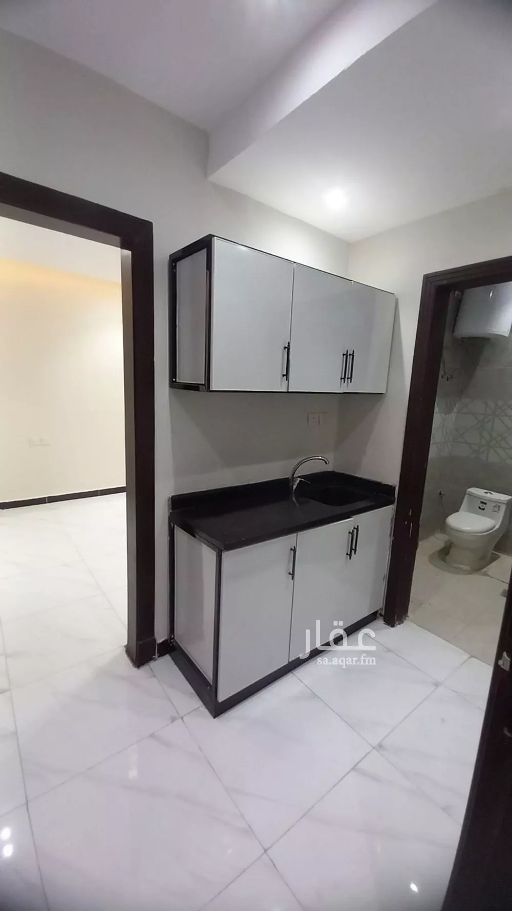 شقة 1 غرف في العارض 5