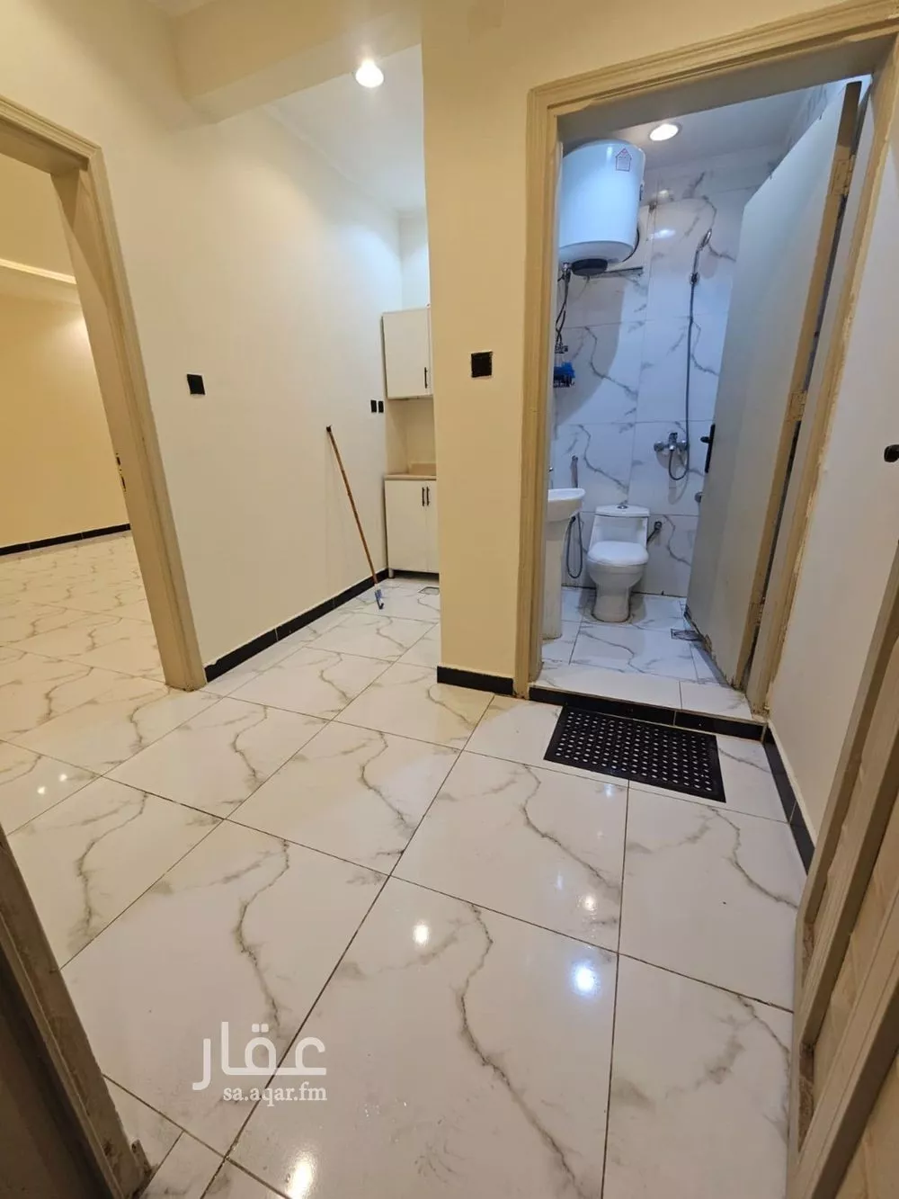 1 bedroom apartment in Al Rawdah 4