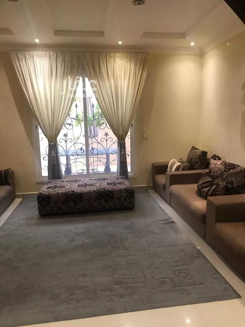 11 bedroom villa in Al Sahafah 2