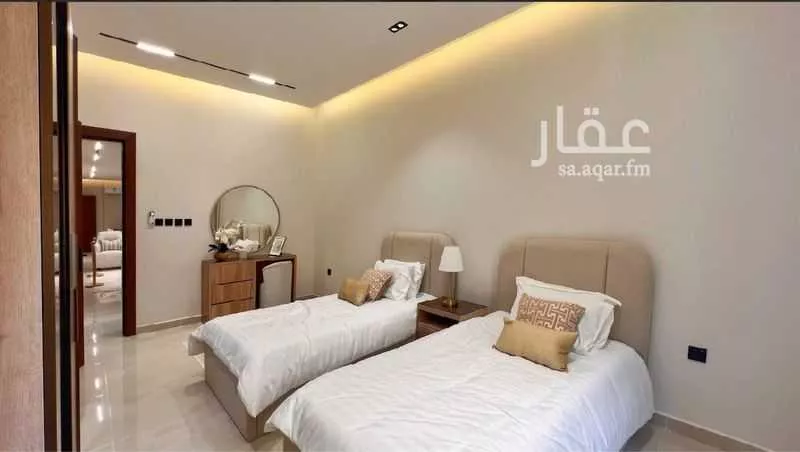 4 bedroom floor in Okaz 2