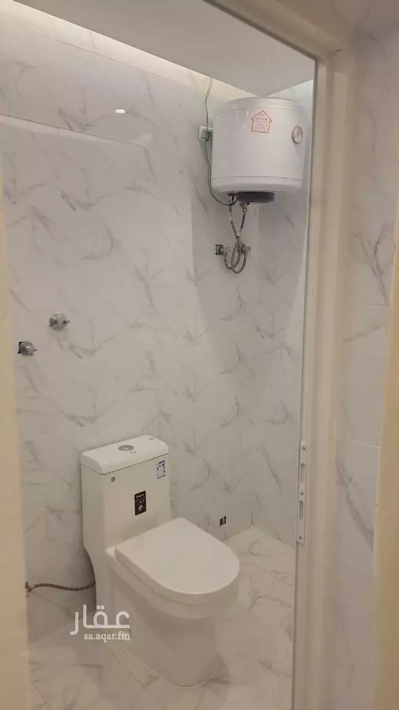 1 bedroom apartment in Al Aziziyah 2