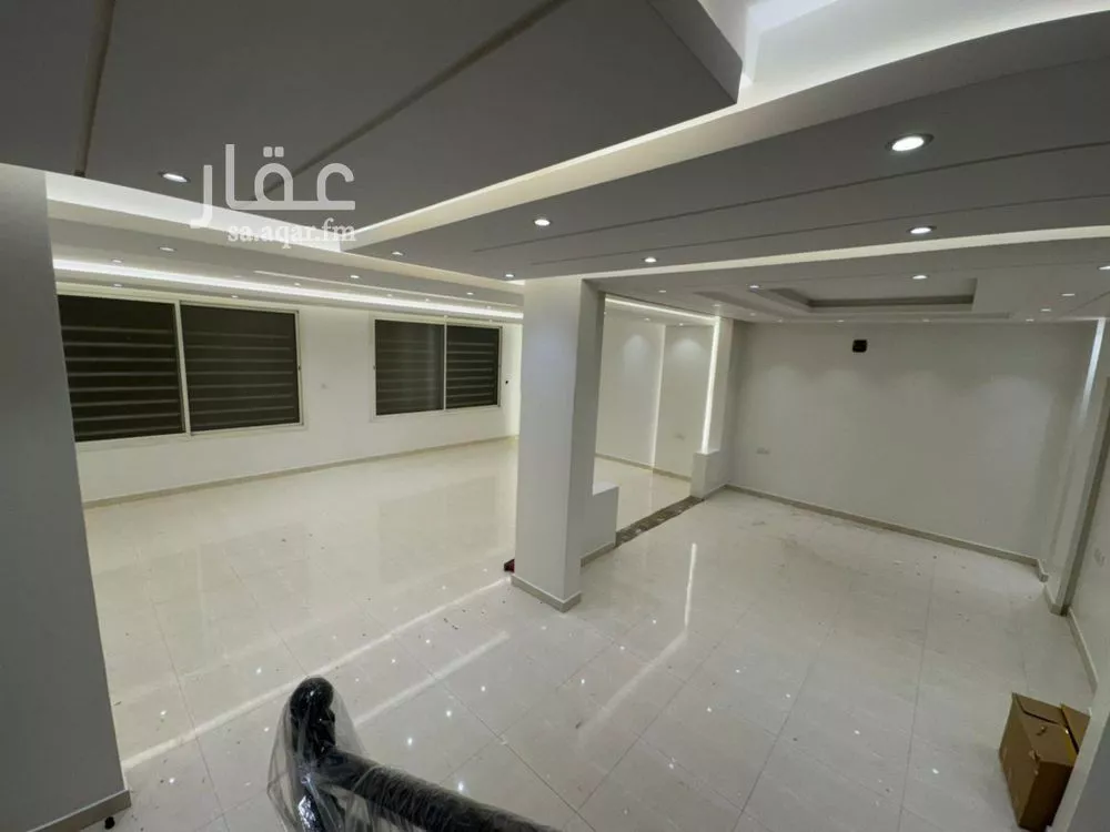 5 bedroom villa in Al Narjis 1