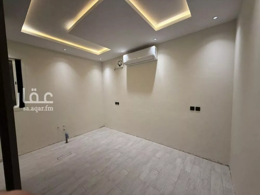 4 bedroom floor in Al Aridh 3