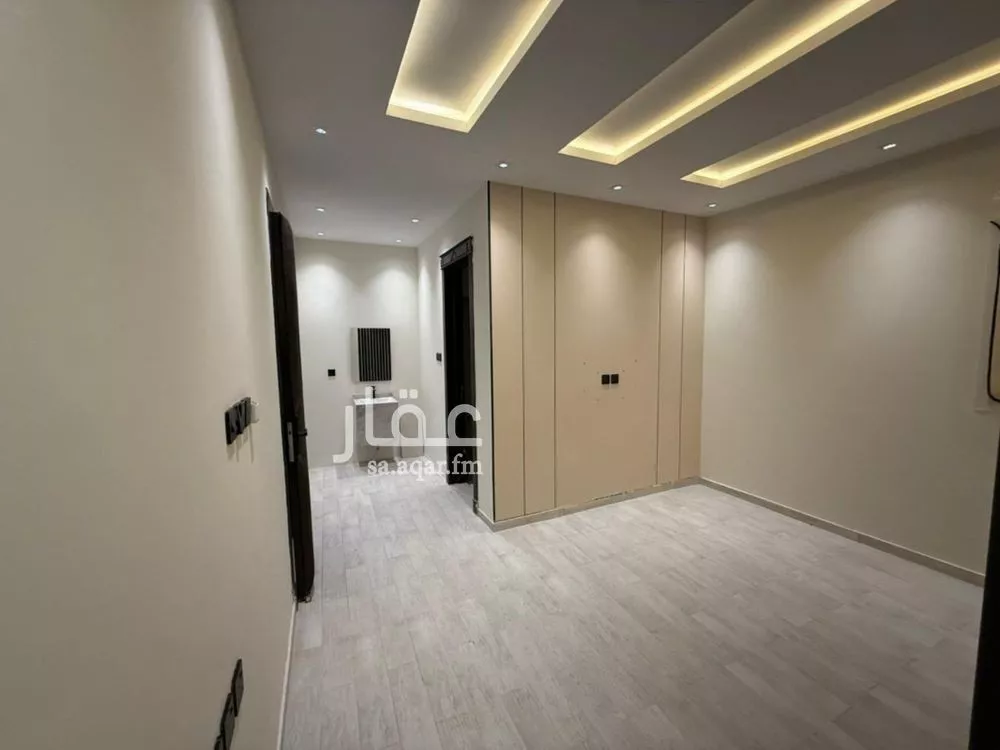 4 bedroom floor in Al Aridh 4