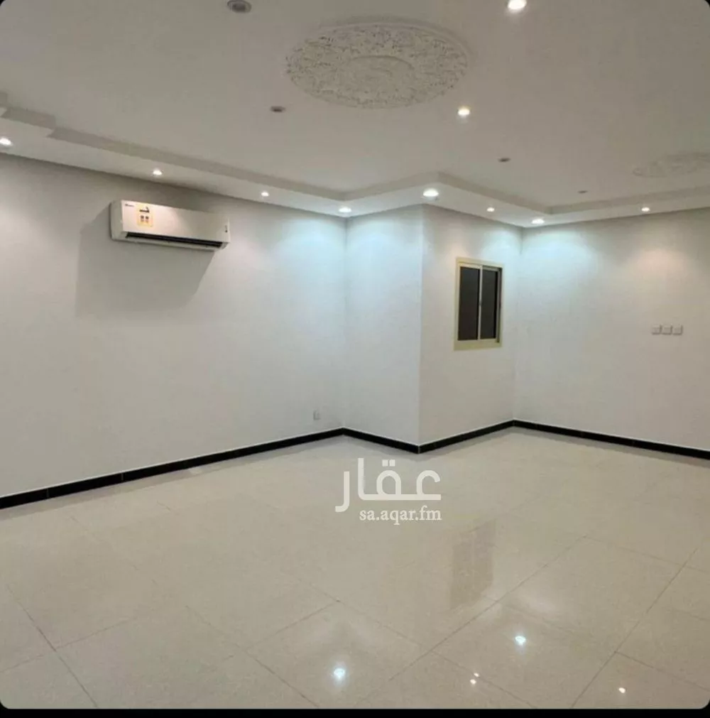 3 bedroom floor in Al Yasmin 1