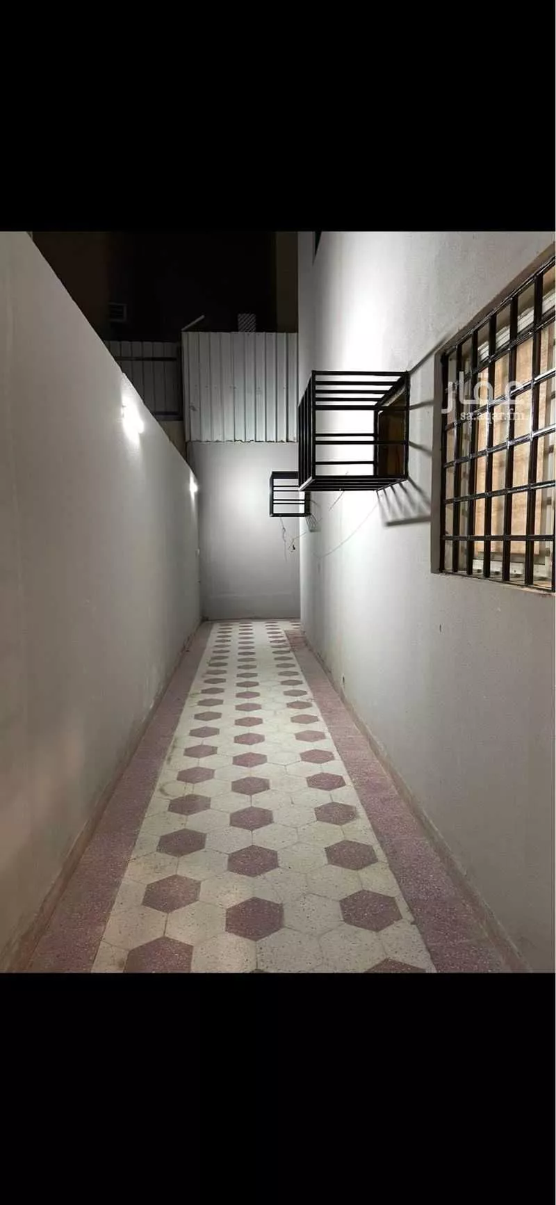 عمارة 660 م² في العزيزية 4