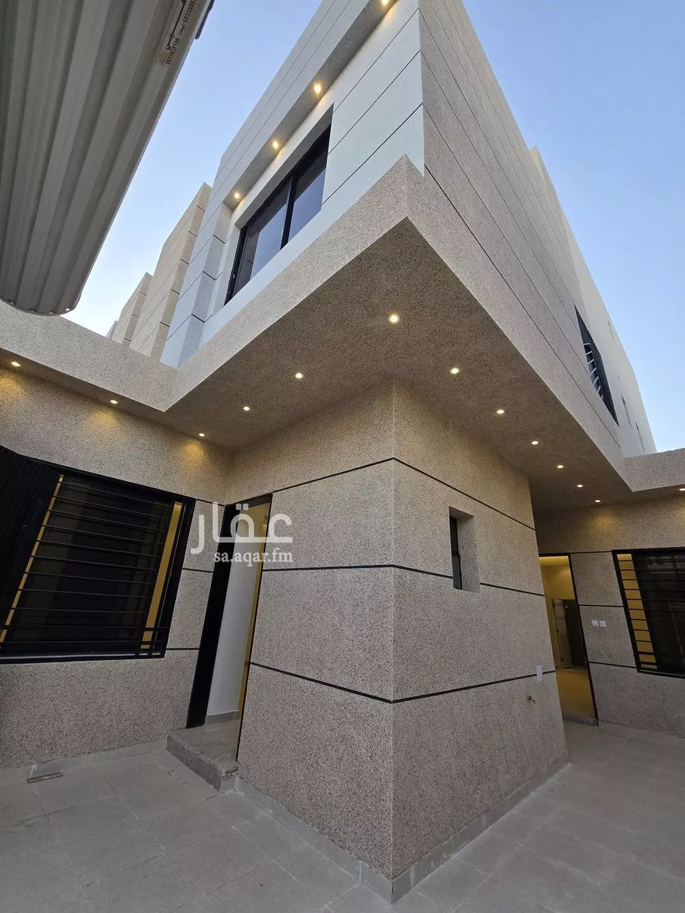 فيلا 5 غرف في الزهرة 2