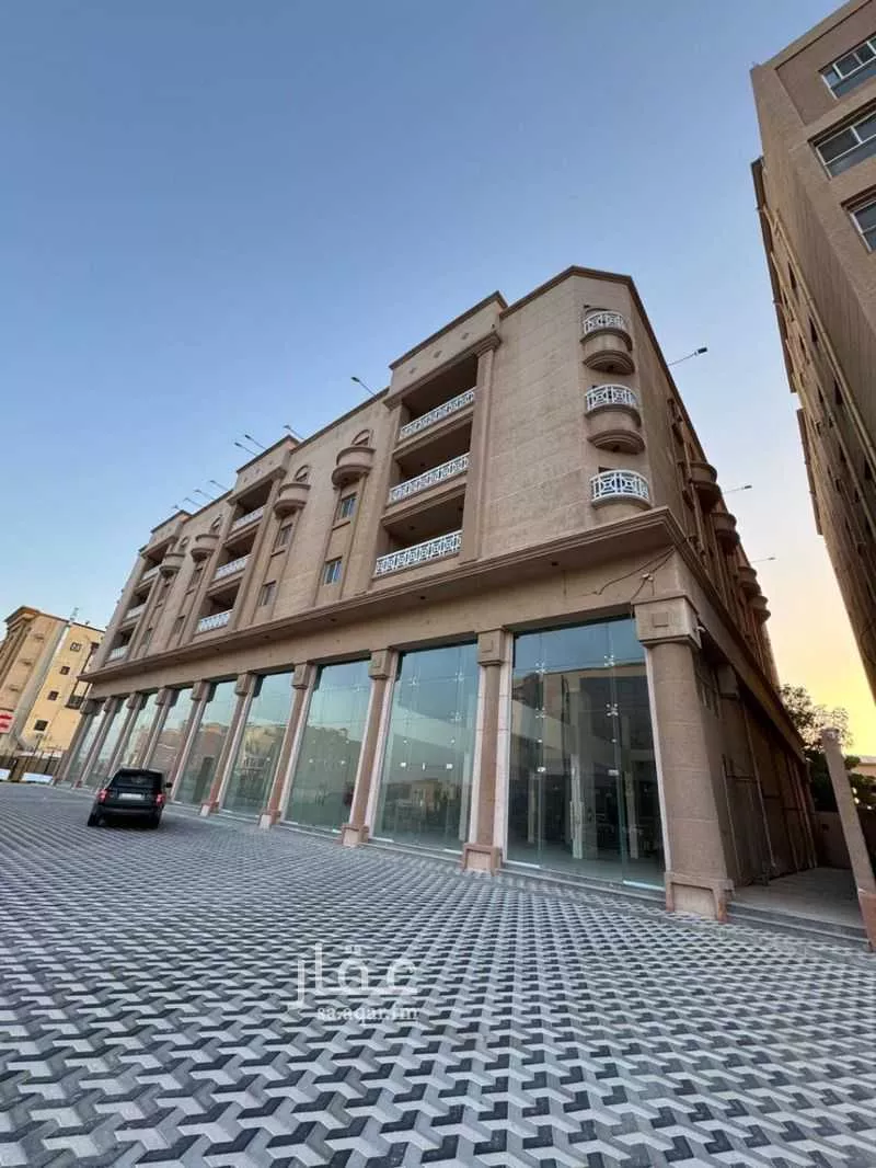 عمارة 2500 م² في الشاطئ الغربي