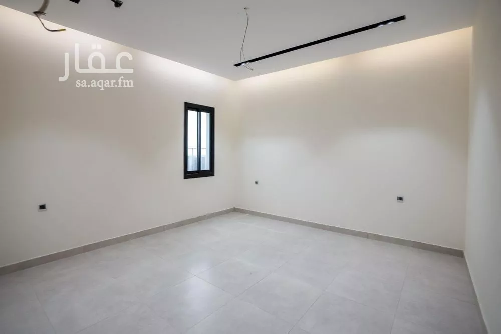 5 bedroom villa in Ar Rayan, Jeddah 5