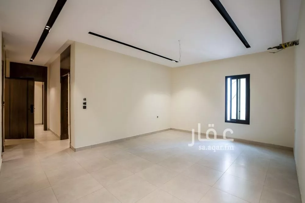 شقة 5 غرف في الريان 5