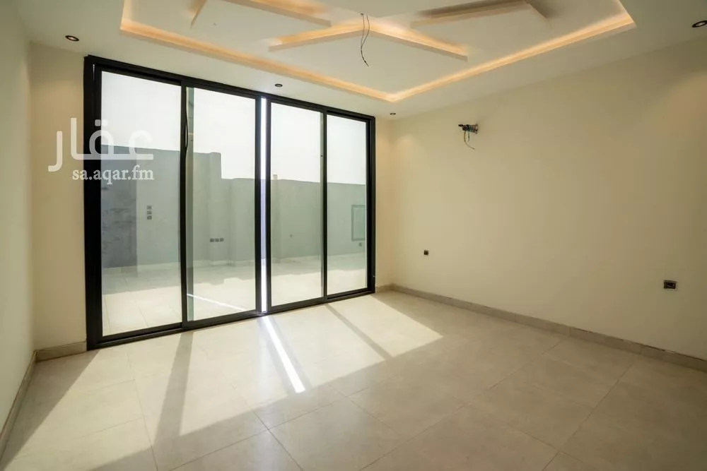 5 bedroom villa in Ar Rayan, Jeddah 8