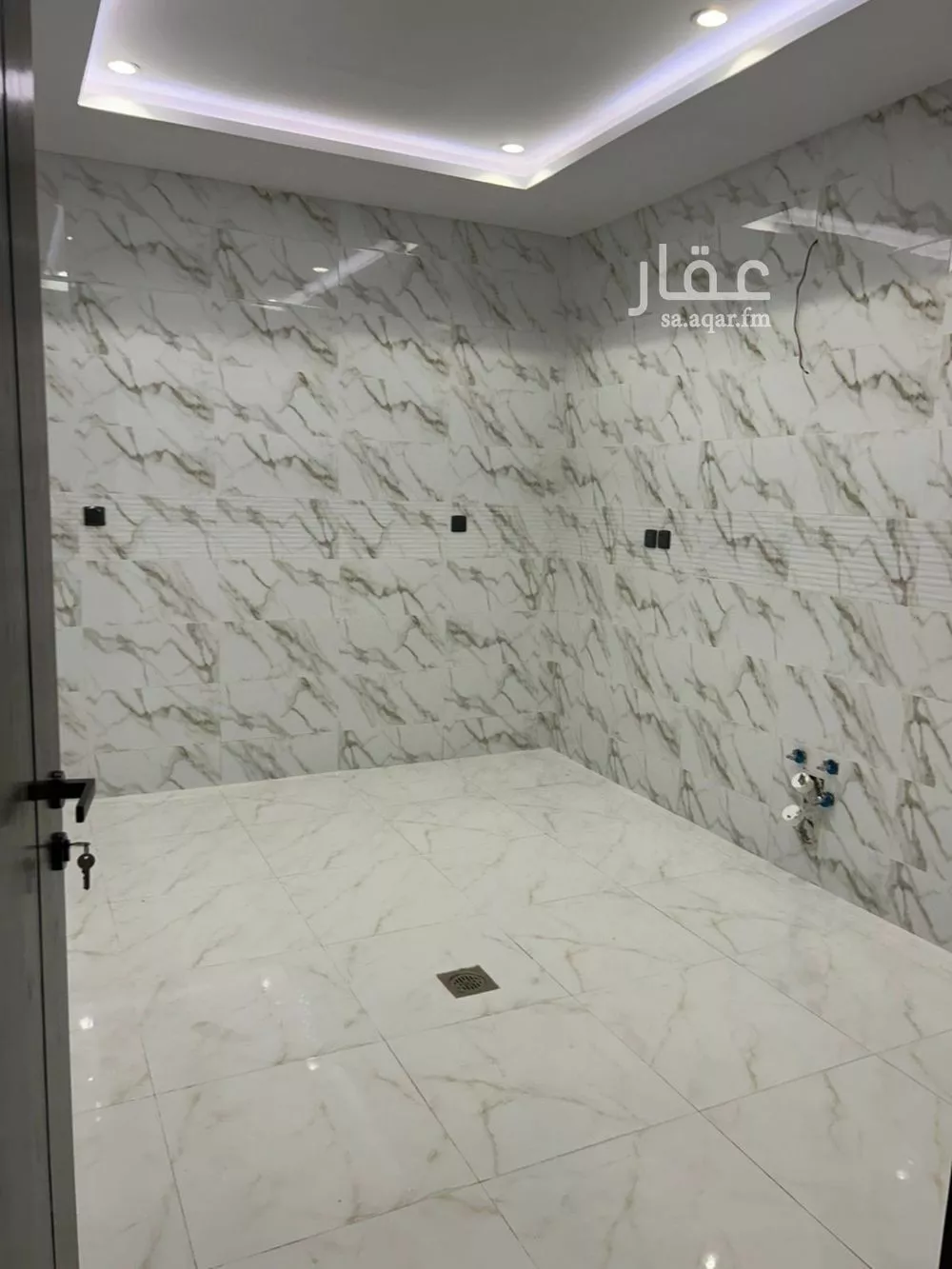 شقة 5 غرف في الريان 4