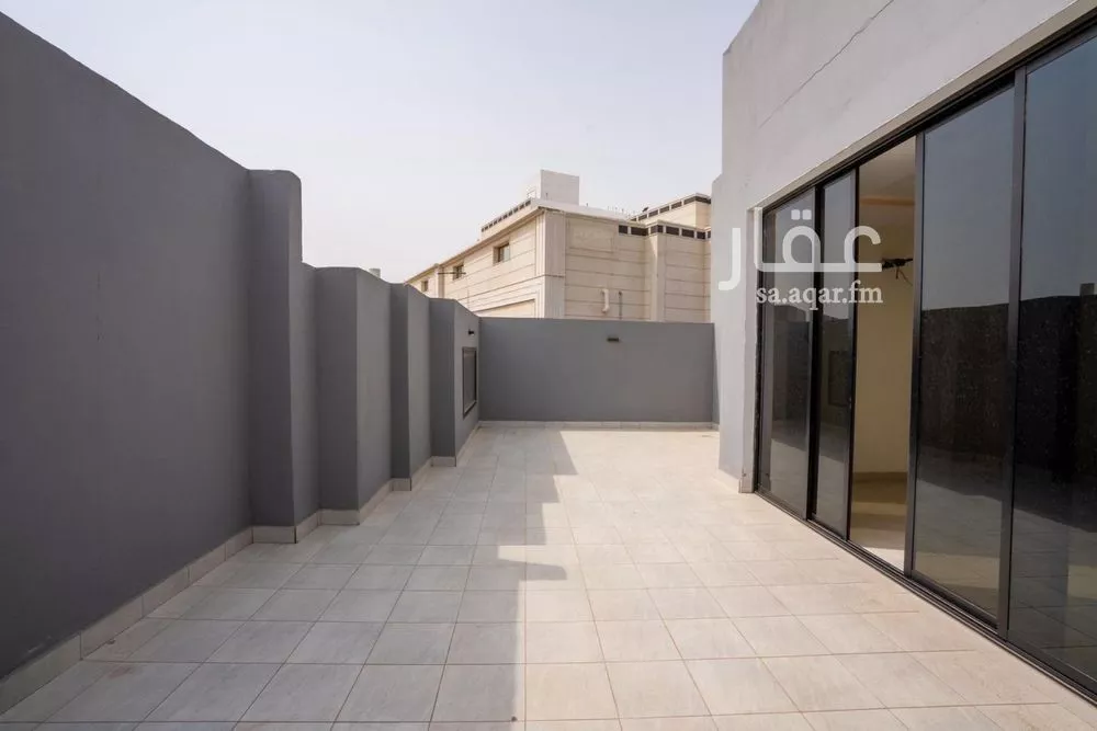 5 bedroom villa in Ar Rayan, Jeddah 6