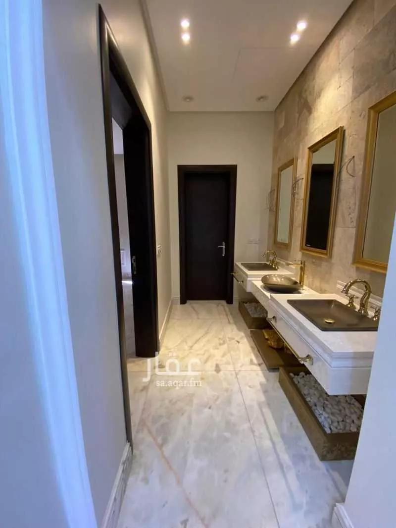 8 bedroom villa in Al Yasmin, Riyadh 10