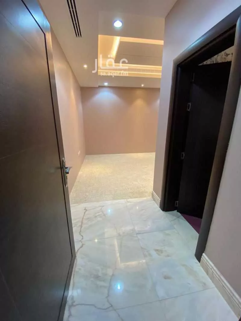 8 bedroom villa in Al Yasmin, Riyadh 21