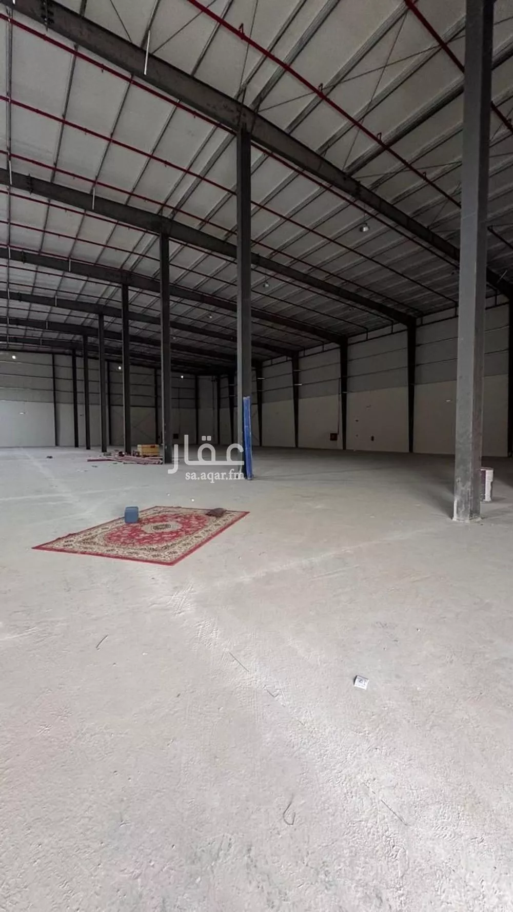 مستودع 3994 م² في الرياض 2
