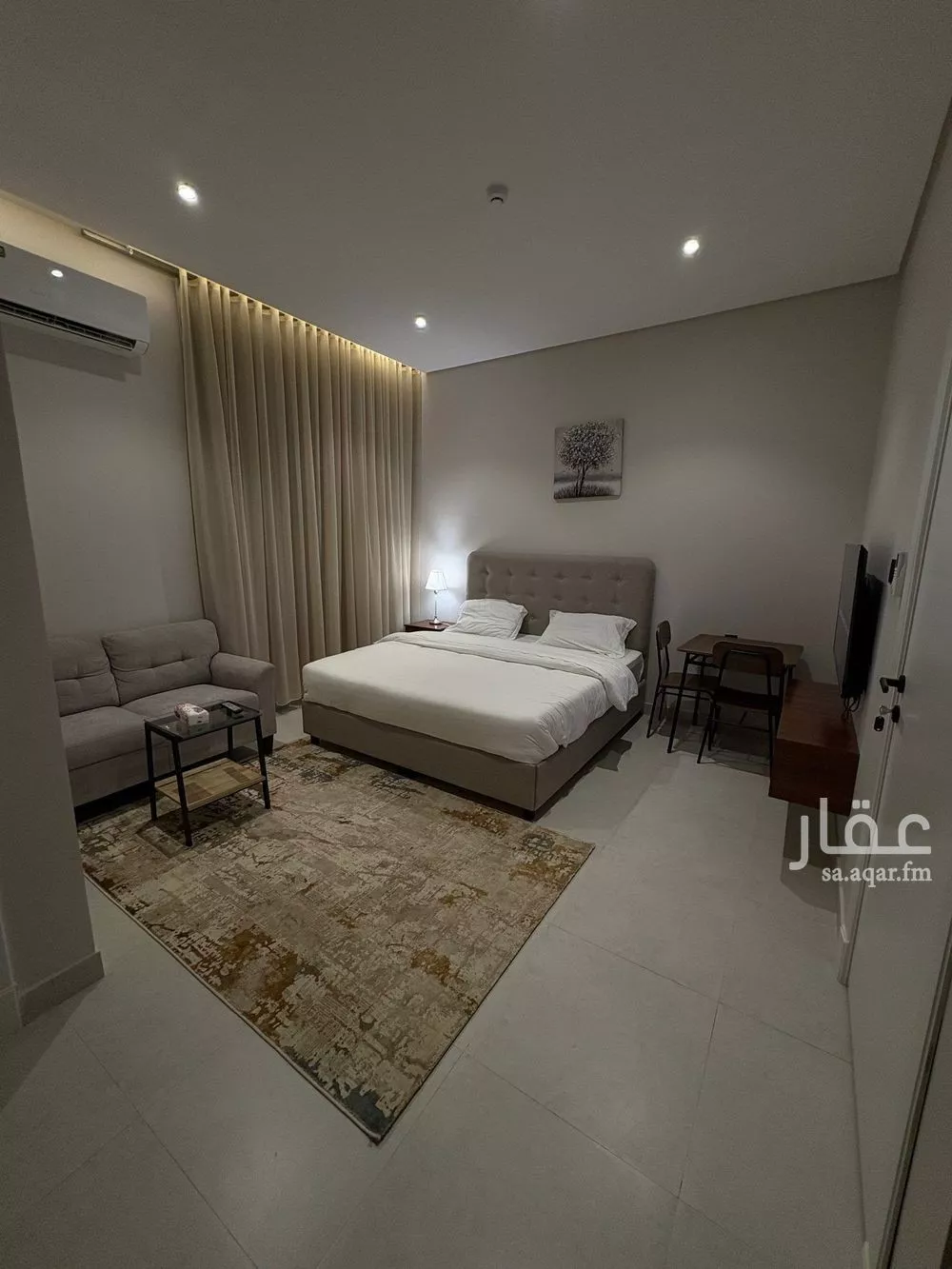 شقة 1 غرف في العارض 4