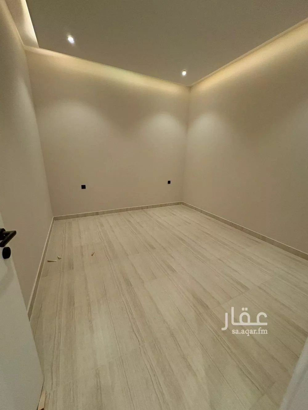 دور 4 غرف في العارض 5