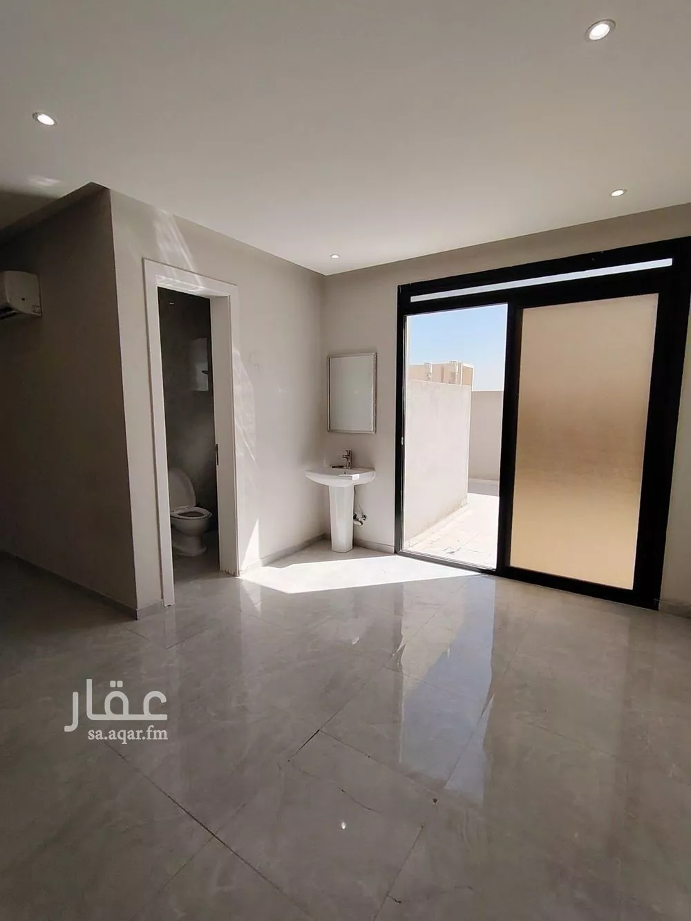 شقة 3 غرف في العارض 1