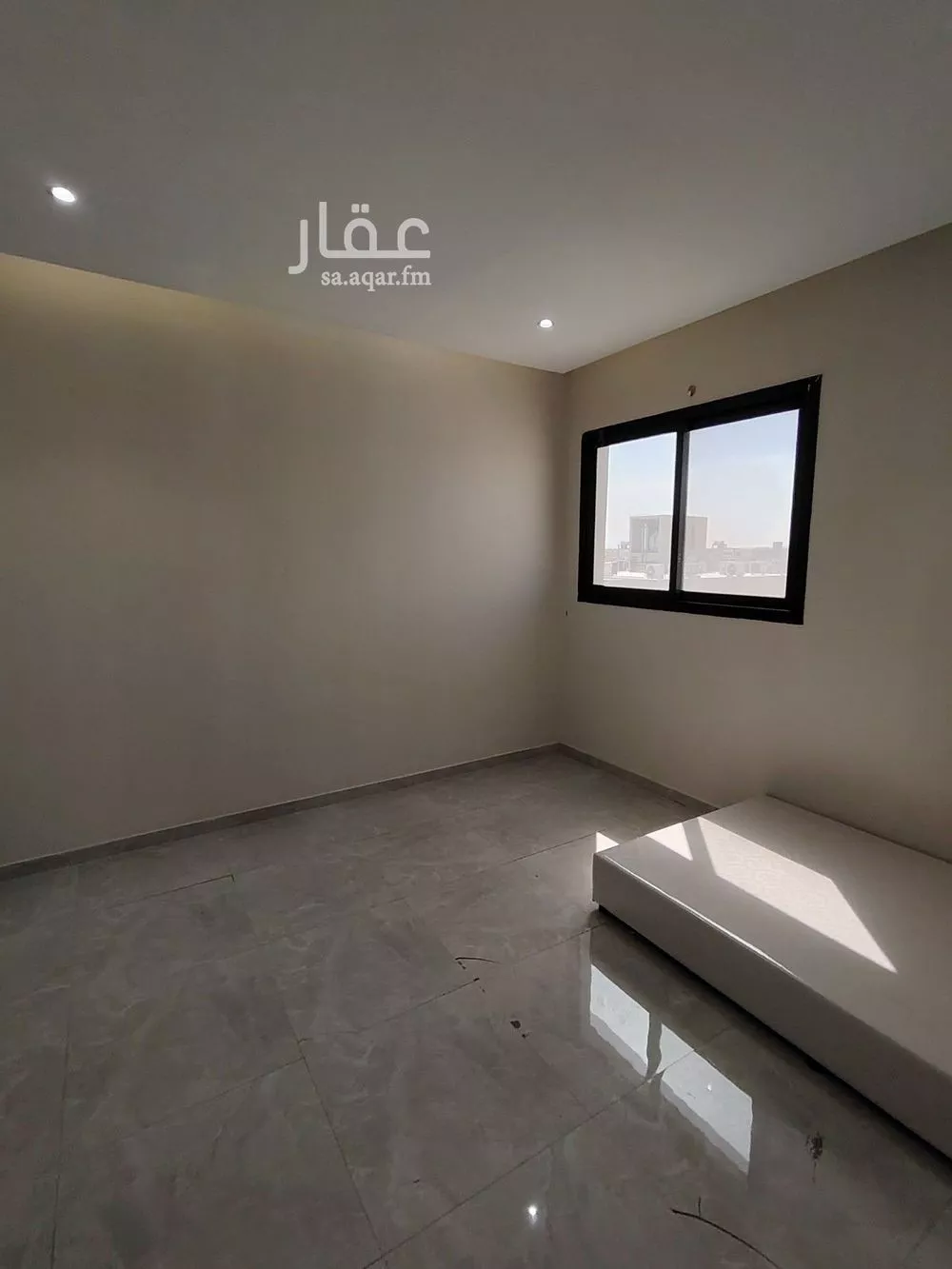 شقة 3 غرف في العارض 3