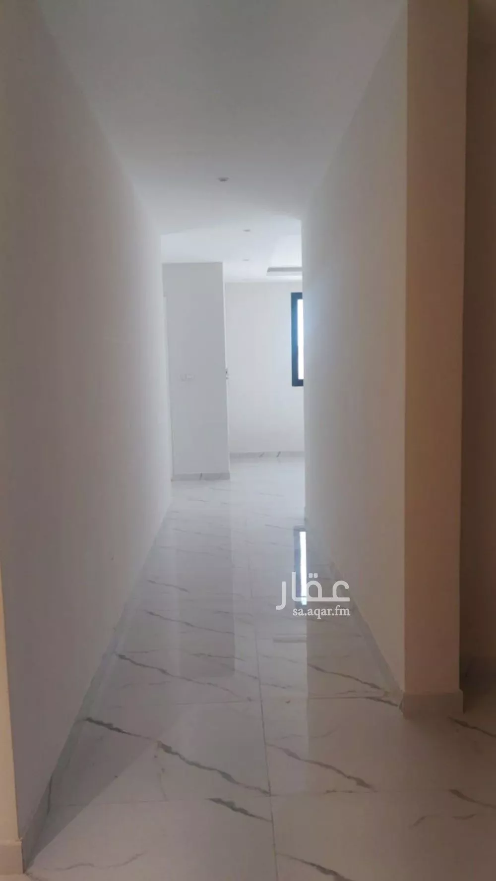 شقة 3 غرف في الملقا 4