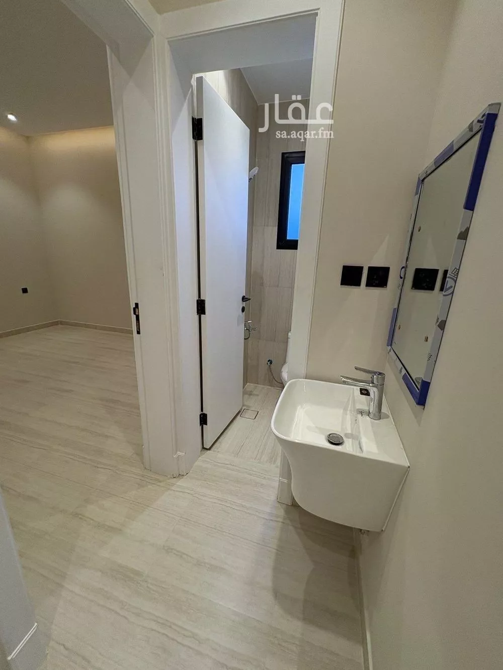 دور 4 غرف في العارض 2