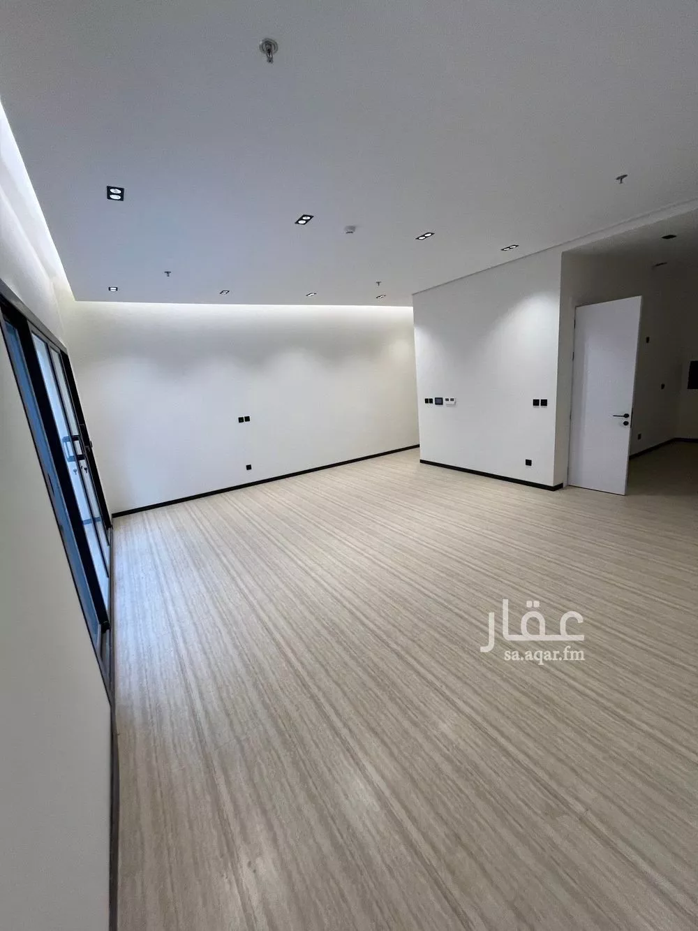 شقة 4 غرف في النرجس 5