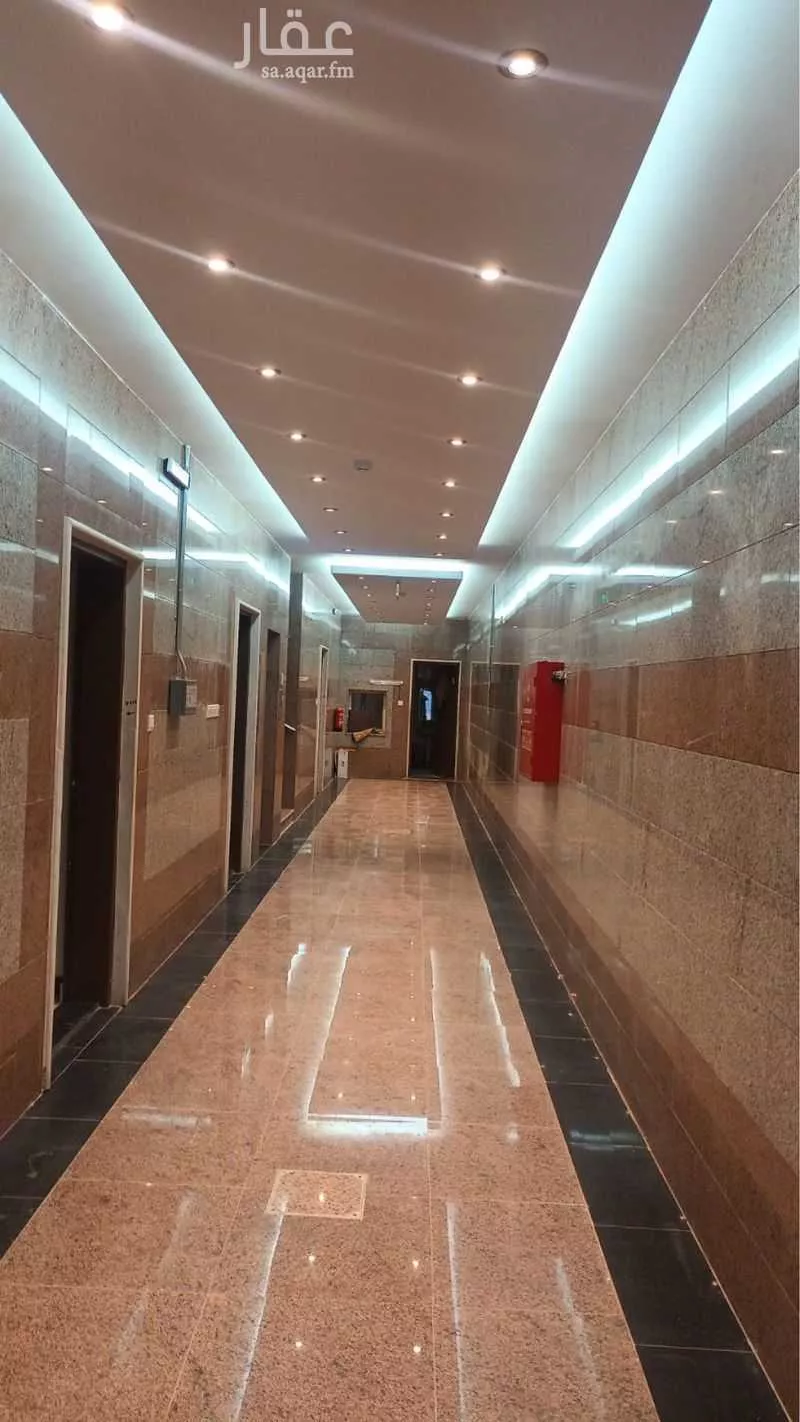 عمارة 1050 م² في النرجس 2