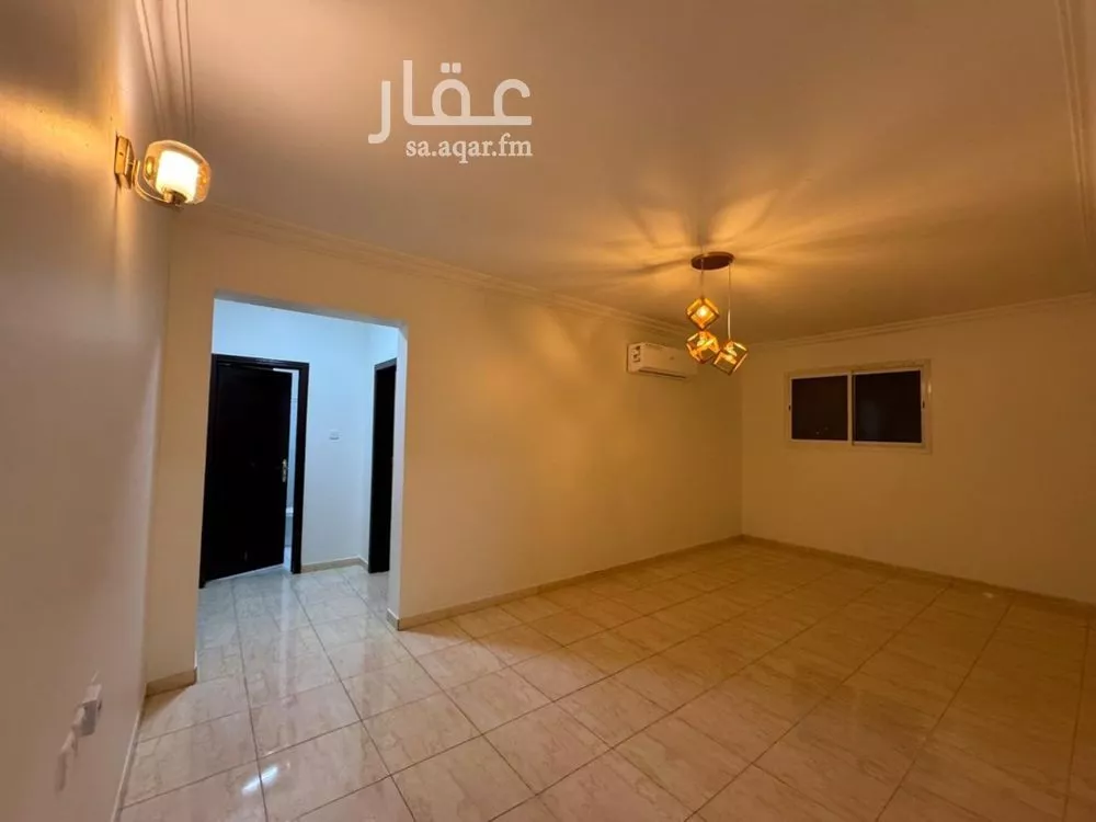 4 bedroom apartment in Qurtubah, Riyadh 5