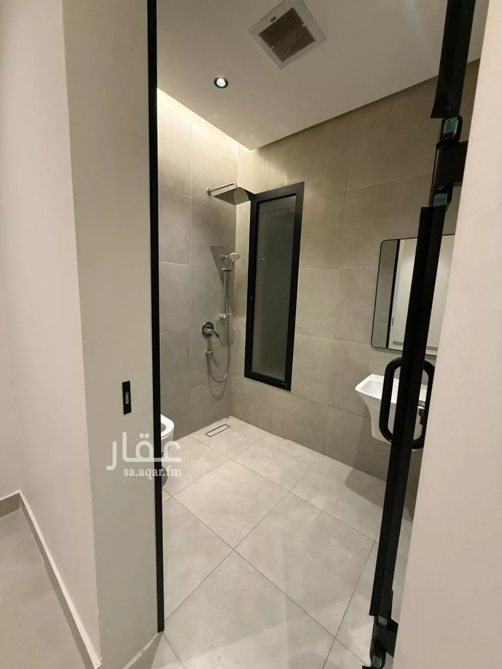 3 bedroom villa in Al Aridh, Riyadh 6