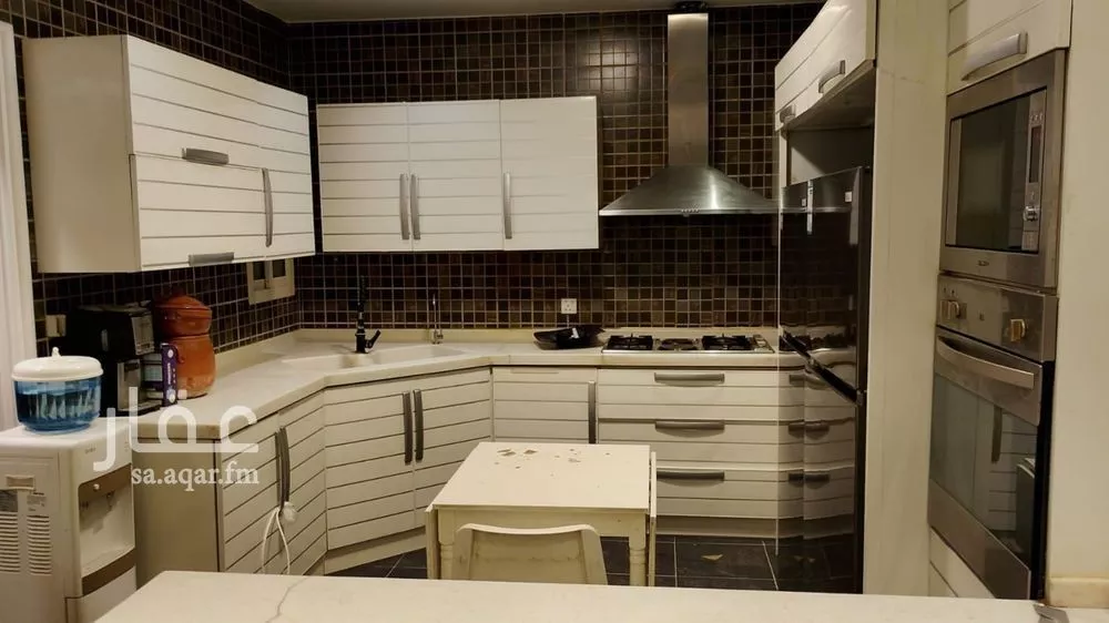 3 bedroom apartment in Al Malqa 4