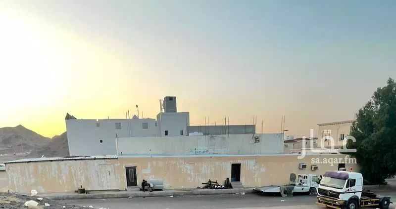 دور 14 غرف في العزيزية 4