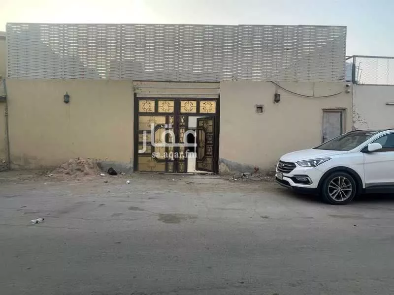 أرض 210 م² في المصانع 2