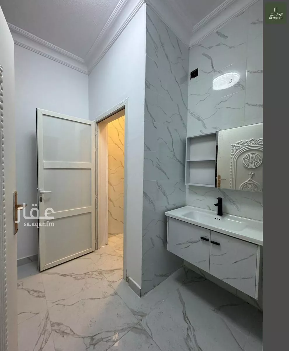 4 bedroom apartment in Al Wadi, Riyadh 11