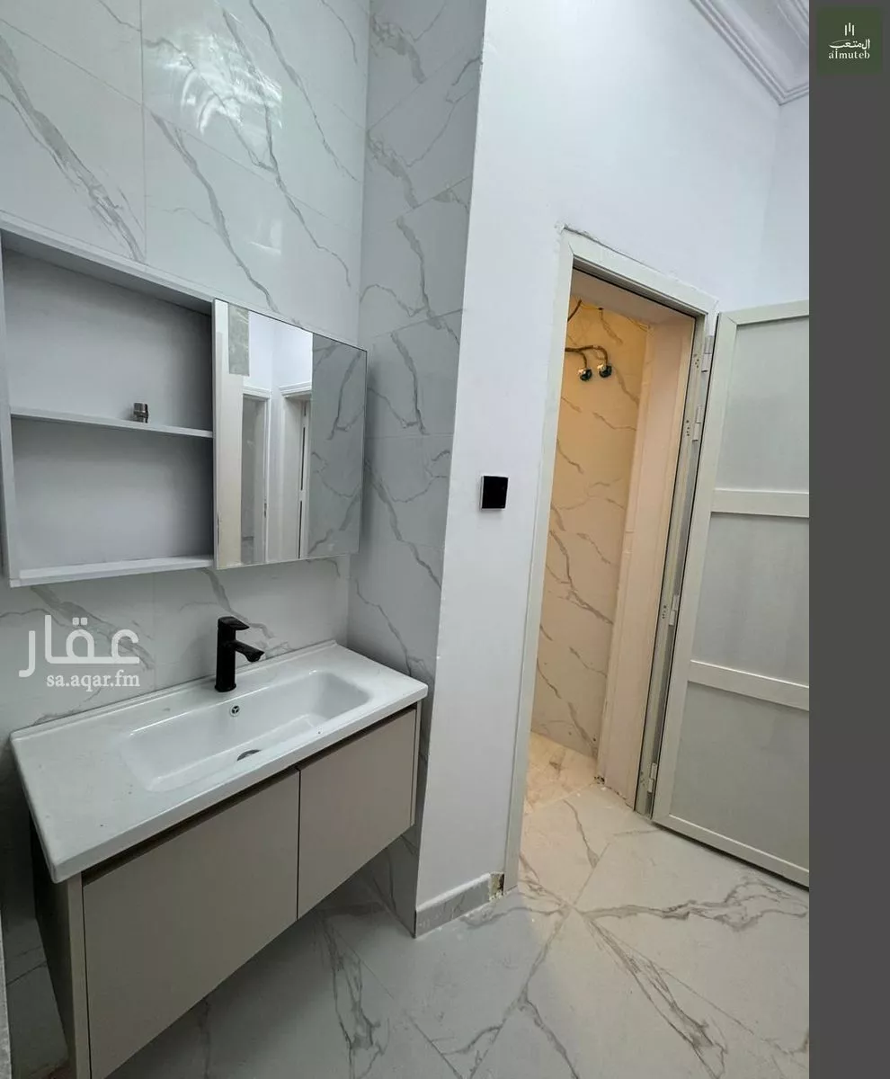 4 bedroom apartment in Al Wadi, Riyadh 13