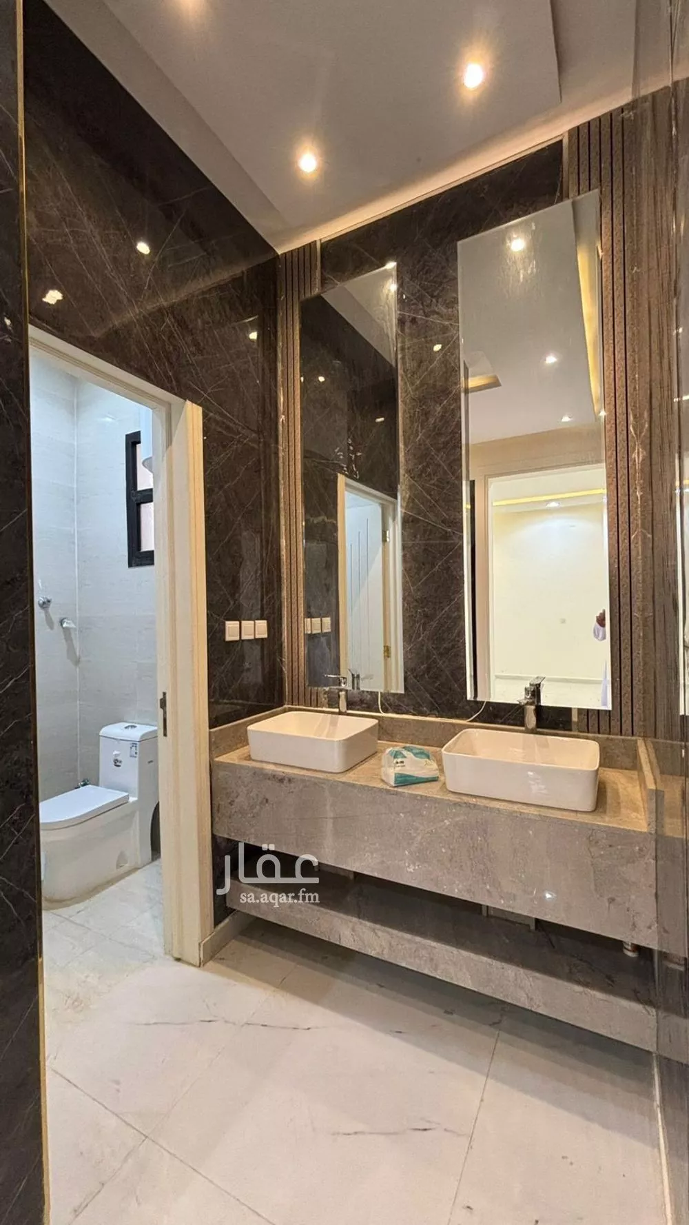 فيلا 9 غرف في عكاظ 4