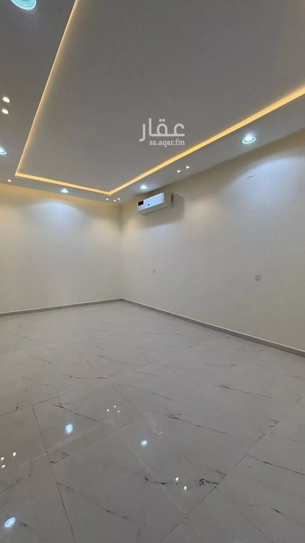 فيلا 9 غرف في عكاظ 5