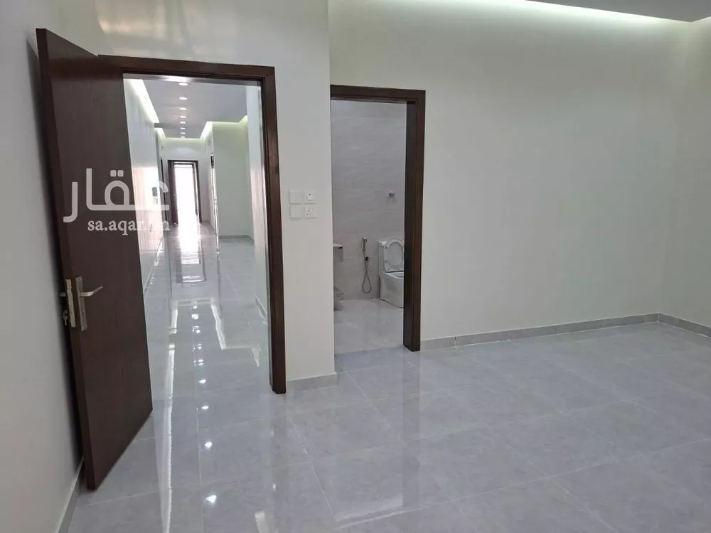 فيلا 6 غرف في الفروسية 5