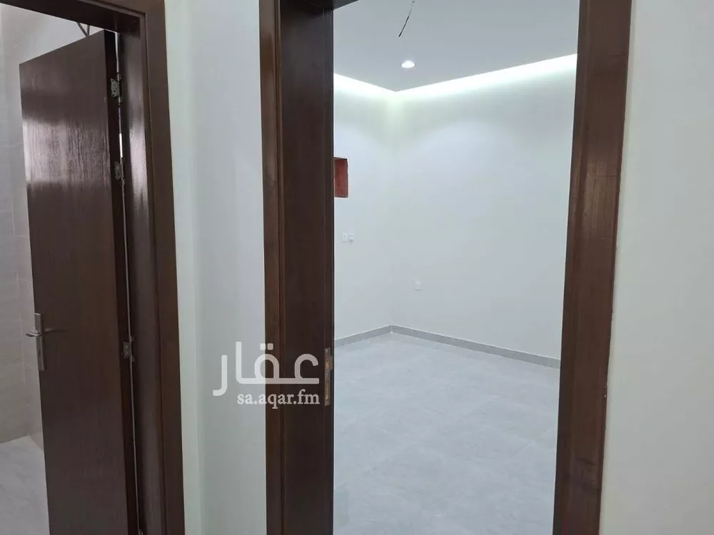 فيلا 6 غرف في الفروسية 3