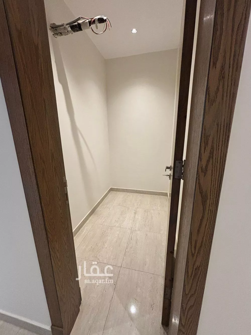 شقة 5 غرف في الصفا 5