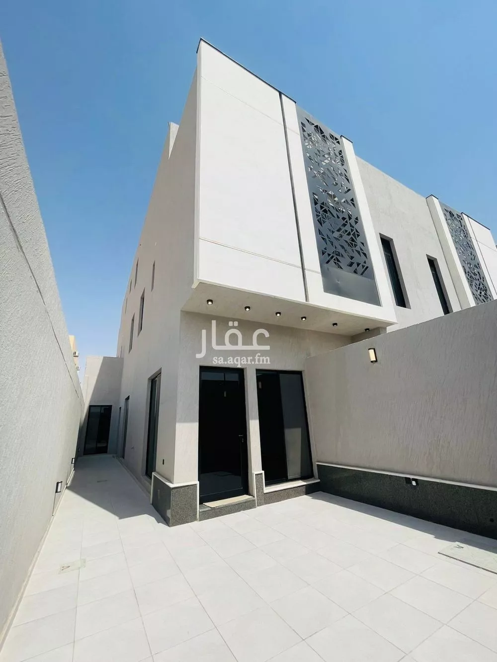 فيلا 4 غرف في الجنادرية 2